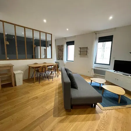 Appartement Au Calme - Proche Metro Saint Michel *